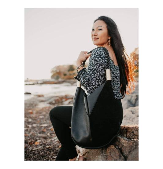 Large V Crossbody in Black Leather